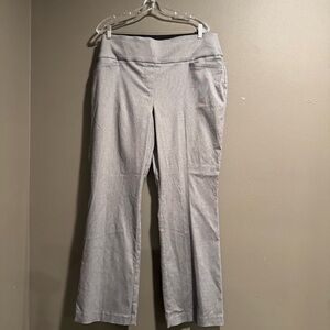 Apt. 9 Light Gray Women's FlarePull On Pants Size XXL